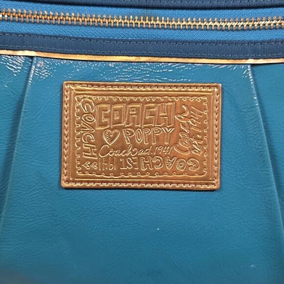 Coach Poppy Patent Leather Large Tote - Picture 3 of 13